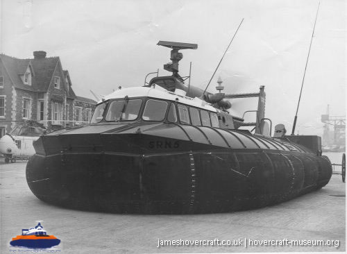 SRN5 with the Royal Navy -  (credit: The <a href='http://www.hovercraft-museum.org/' target='_blank'>Hovercraft Museum Trust</a>).
